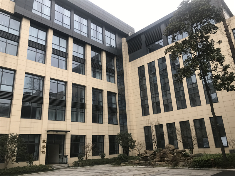 2教学楼北立面.jpg